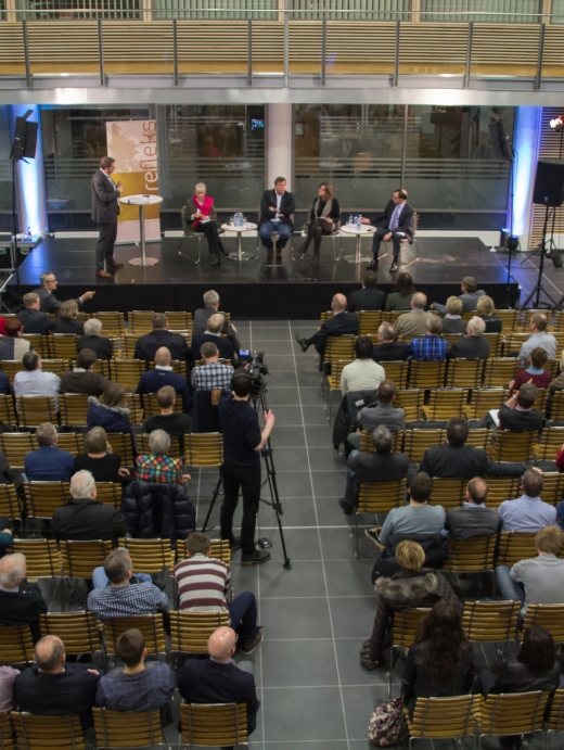 Atriet rigget for Paneldebatt