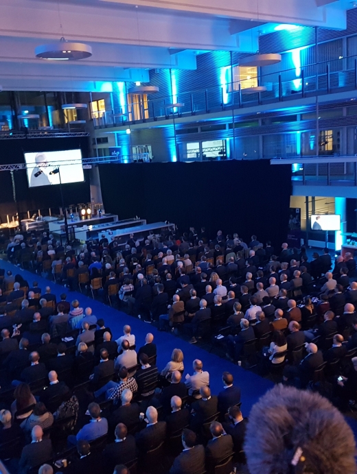 Atriet rigget for konferanse